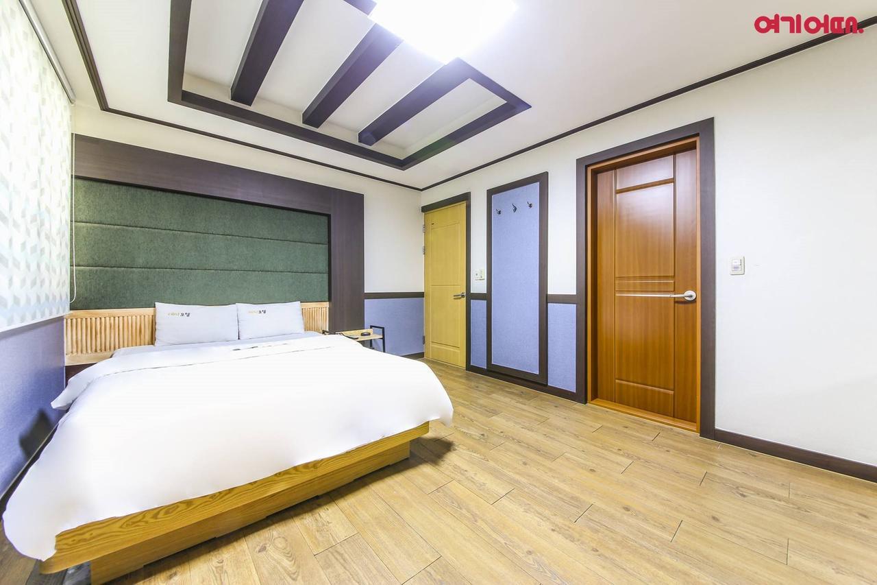Theme Motel Mokpo Extérieur photo