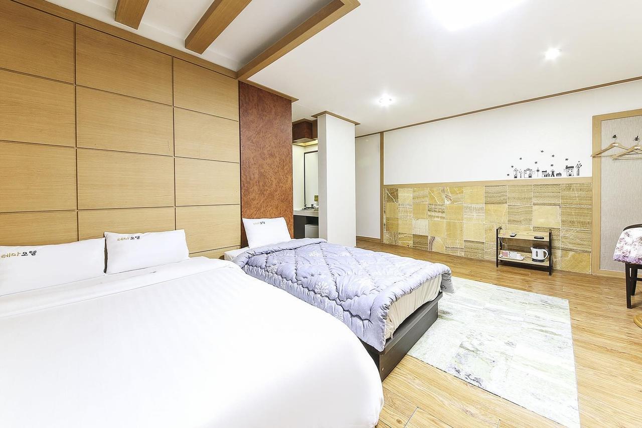 Theme Motel Mokpo Extérieur photo