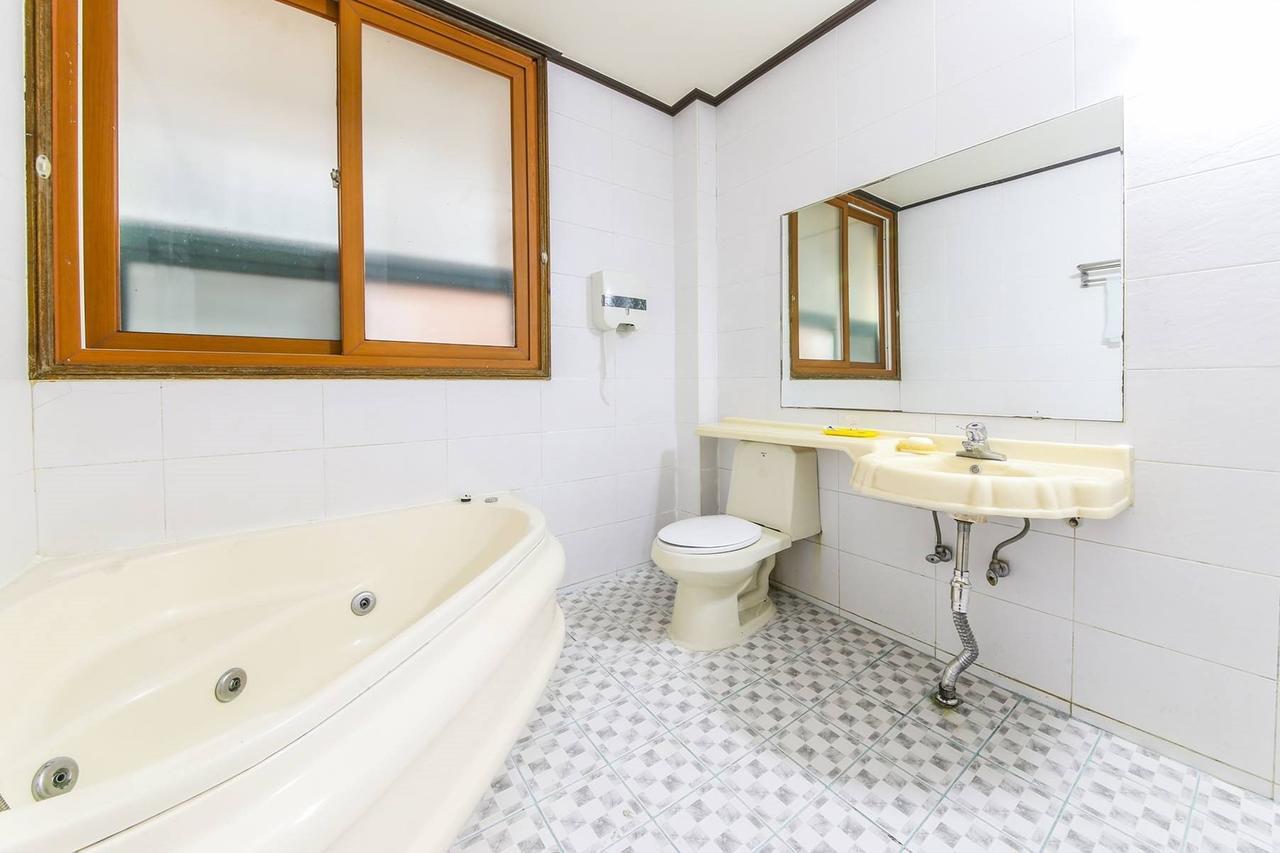 Theme Motel Mokpo Extérieur photo